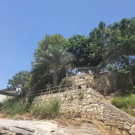 Karaca Pansiyon